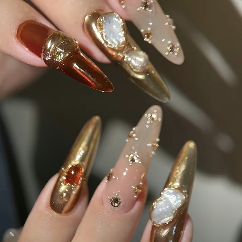 Baroque Gem Accent Fake Nails