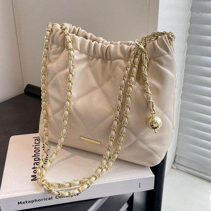 Rhombus Chain Bucket Bag