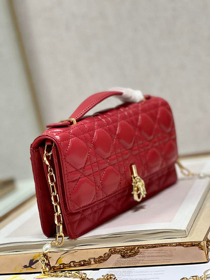 Mini Miss Bag Latte Cannage Lambskin Red