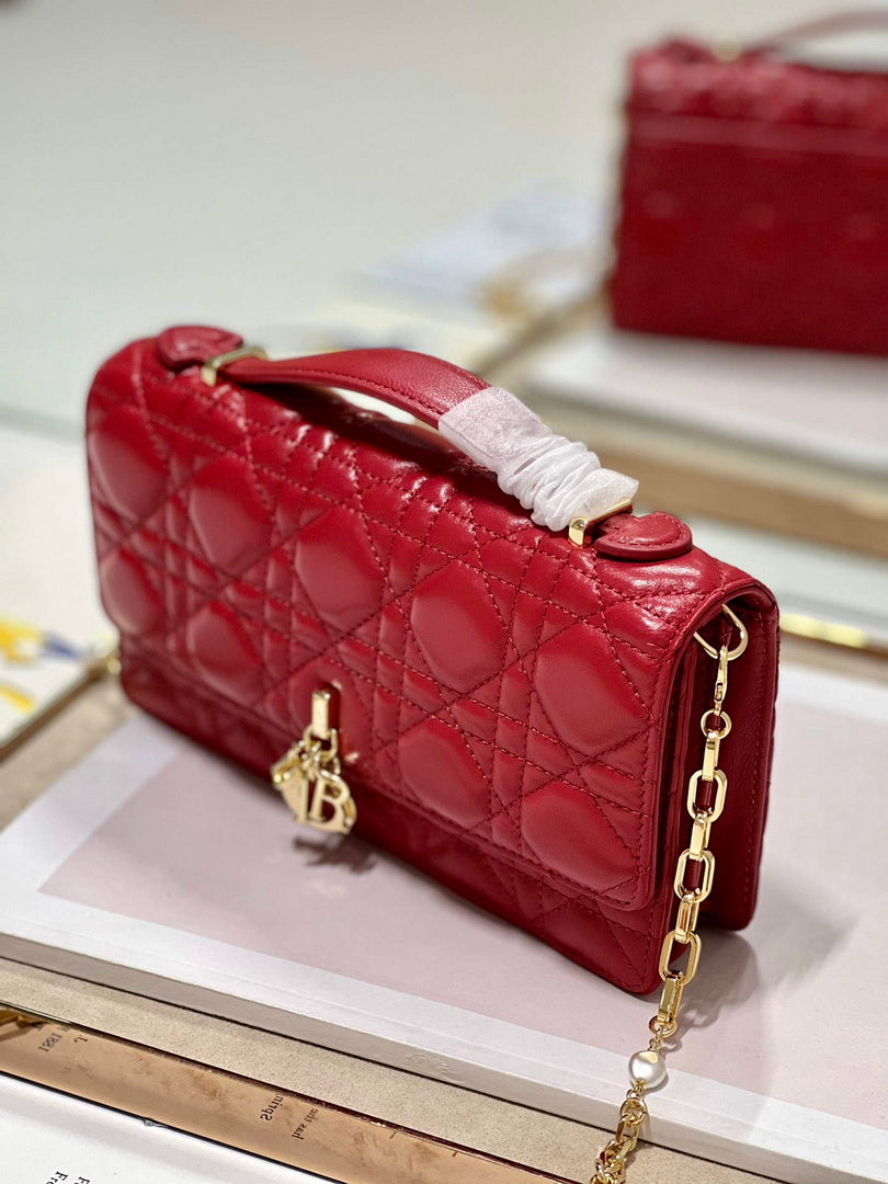 Mini Miss Bag Latte Cannage Lambskin Red