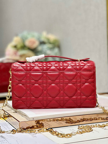 Mini Miss Bag Latte Cannage Lambskin Red