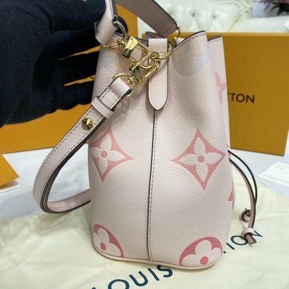 ESMEE NeoNoe Bucket Bag Pink - LUV 557