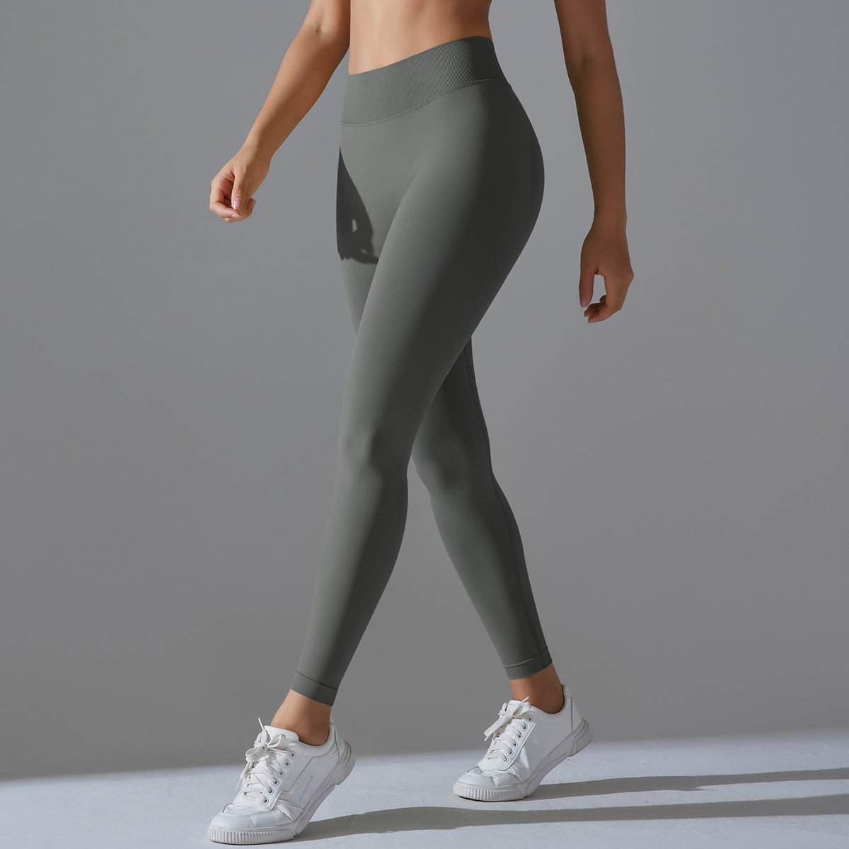 Seamless Back V-Waist Peach Hip Shaping Yoga Pants