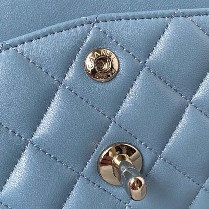 ESMEE - Classic Flap Handbag Sky Blue Lambskin Silver