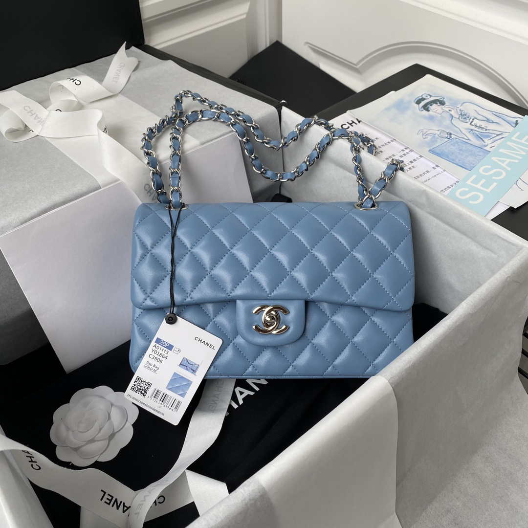 ESMEE - Classic Flap Handbag Sky Blue Lambskin Silver