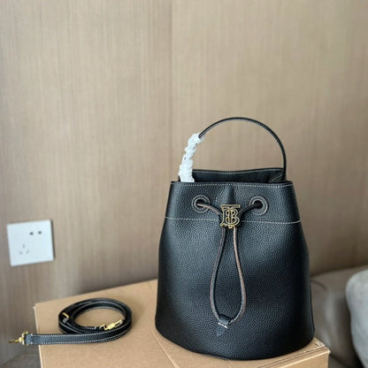 ESMEE - Bur title Bucket Bag Black