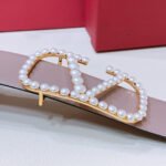 ESMEE Vlogo Signature Reversible Belt in Shiny Calfskin with Pearls Nude Pink – 40mm